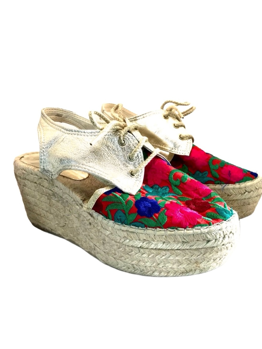 IBIZA SPAIN GOLD LEATHER & EMBROIDERED MULTI-COLOR FABRIC JUTE ESPADRILLES (38)